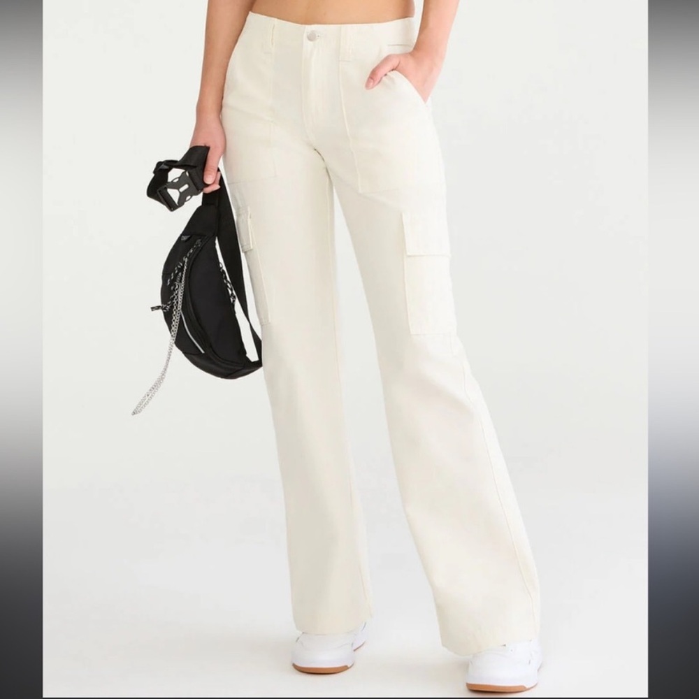 Aeropostale Low Rise Flare Utility Non Stretch Cream/White Size Small NWT